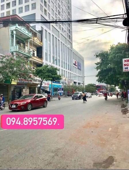 Bán nhà phố 3 tầng ngõ 75 Điện Biên, Nam Định 47m² giá 2.35 tỷ - Thiết kế hiện đại, ô tô đỗ cửa!