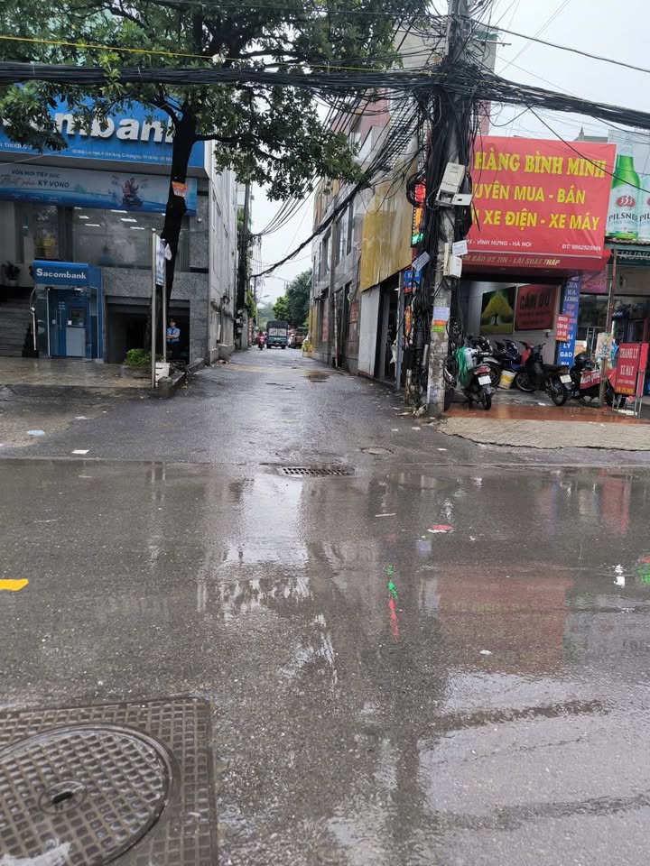 Nhà nguyên căn cho thuê tại ngõ 183 Lĩnh Nam, 120m² - Kinh doanh sầm uất, giá tốt!