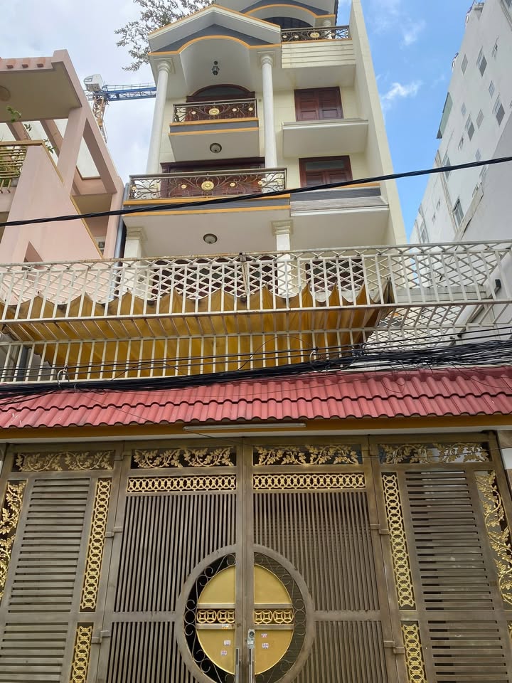 Nhà cho thuê CHDV Bật Đạt P15 Tân Bình 160.9m² giá 22 tỷ - Đầu tư sinh lời cao!