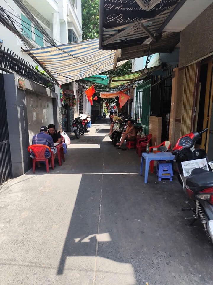 Nhà nguyên căn cho thuê tại quận 4 - Diện tích 15m², giá 6 triệu/tháng - Thích hợp ở và kinh doanh!