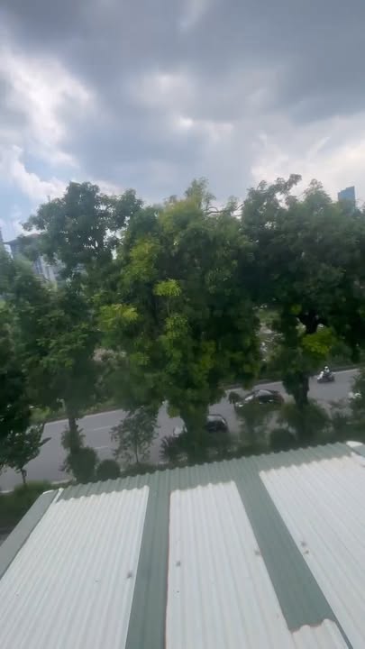 Nhà mặt tiền đường Láng, quận Đống Đa, 758m² - Giá thuê chỉ 3.6 triệu/tháng!