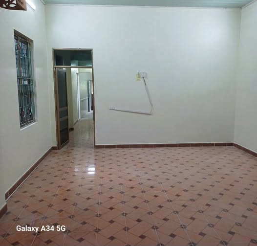 Bán nhà phố đường Bế Văn Đàn, phường Đoàn Kết, 150m² giá 600 triệu - Ô tô vào tận nơi!