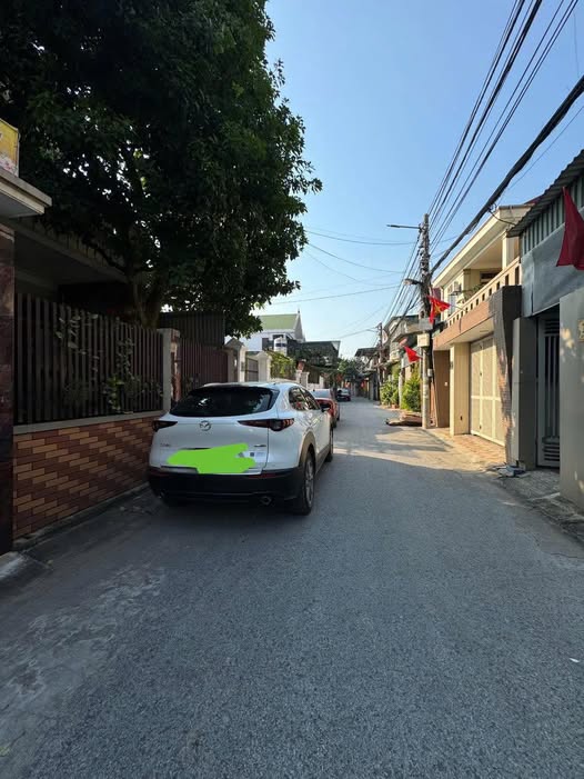 Nhà 2 tầng đường Hà Huy Tập, Vinh 120m² giá 6.2 tỷ - Vị trí trung tâm, tiện ích đầy đủ!