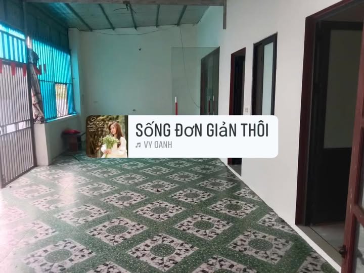 Đất thổ cư tặng nhà cấp 4 tại Đông Việt, Quảng Phú 230m² giá 1 tỷ - Đầu tư sinh lời ngay!