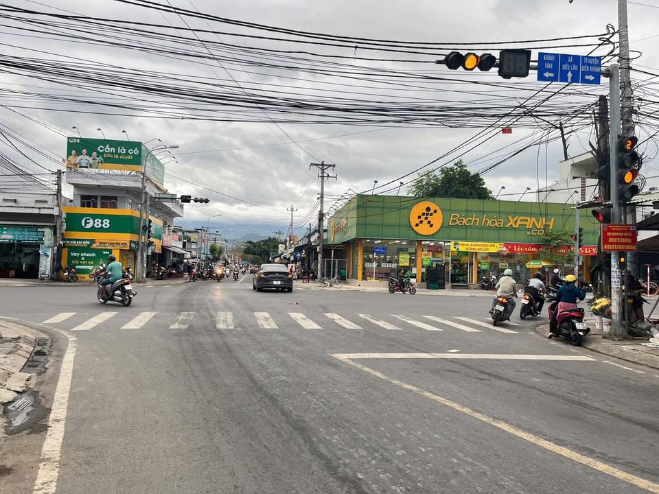 Đất mặt tiền kinh doanh Hương Lộ 39, Diên Khánh 896m² giá 7.5 tỷ - Cơ hội đầu tư hấp dẫn!