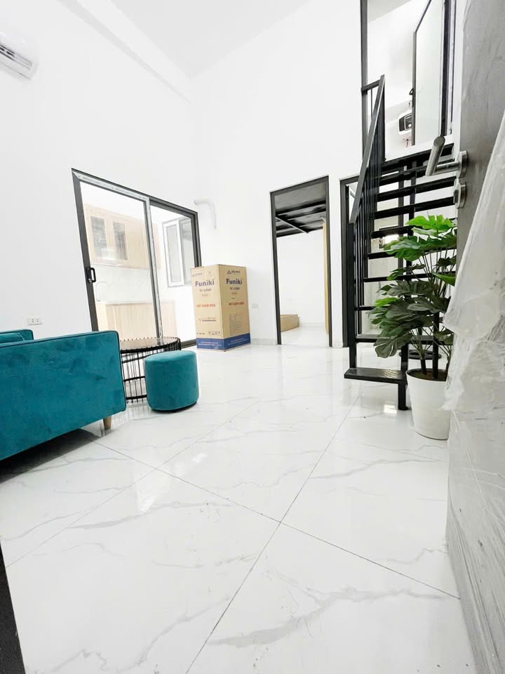 Chính chủ cho thuê CCMN tại Yên Xá 6.5 triệu - Phòng mới đẹp, đầy đủ tiện nghi!