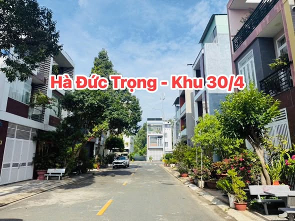 Mặt tiền Hà Đức Trọng, phường Long Toàn, 90m² giá 3.45 tỷ - Đối diện công viên 30/4!
