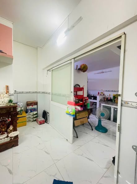 Nhà hẻm 2m đường Bình Đông, quận 8, 27m², chỉ 2.78 tỷ - Cơ hội sở hữu ngay!