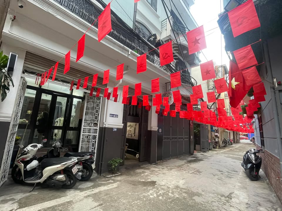 Phòng cho thuê tại Hoàng Hoa Thám 25m² giá chỉ 2,99 triệu - An ninh tốt, tiện nghi đầy đủ!