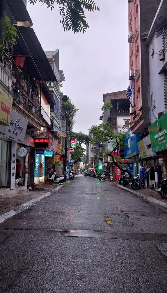 Nhà mặt phố Mai Dịch, Cầu Giấy, 45m² giá 2 tỷ - Kinh doanh sầm uất!