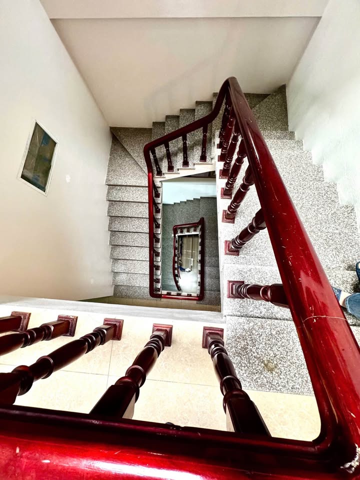 Nhà 3 tầng MB08 Nam Ngạn 73m² giá 4 tỷ - Thiết kế hiện đại, sẵn sàng giao dịch!