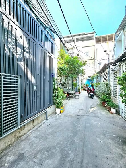 Đất nền quận 7, đường Huỳnh Tấn Phát, 87m² giá 5.2 tỷ - Cơ hội đầu tư sinh lời!