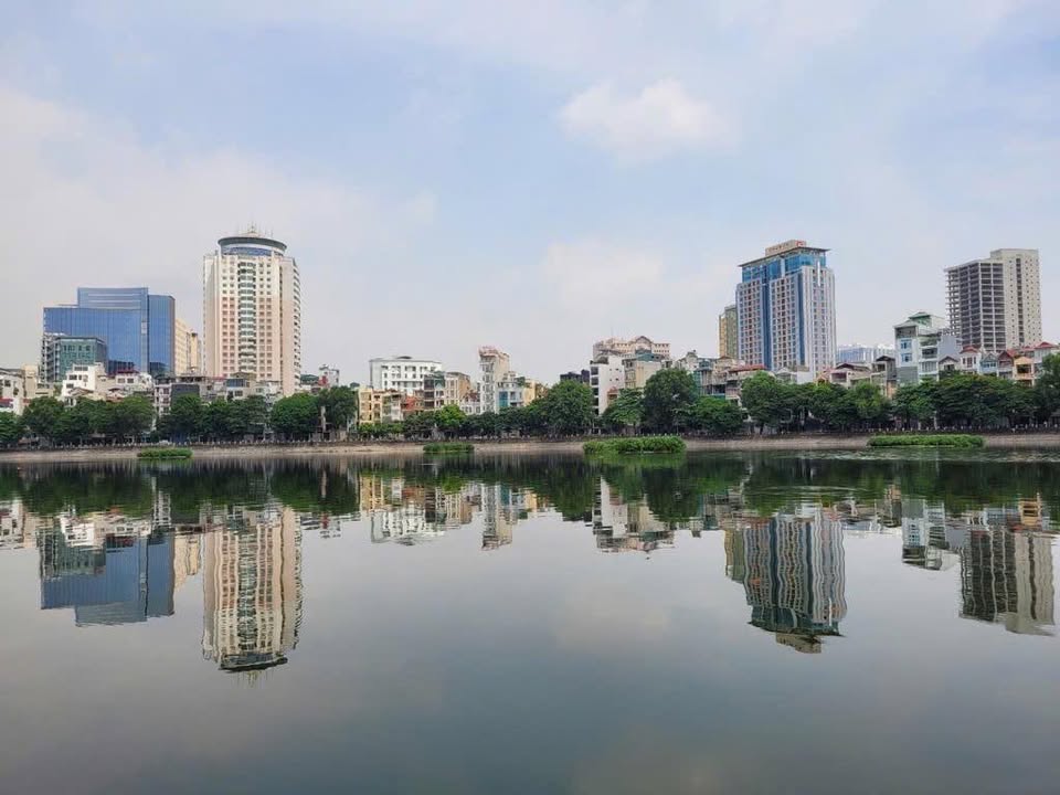 Mặt phố Mai Anh Tuấn, Thanh Xuân 59m² giá 42 tỷ - Kinh doanh sầm uất, view Hồ Hoàng Cầu