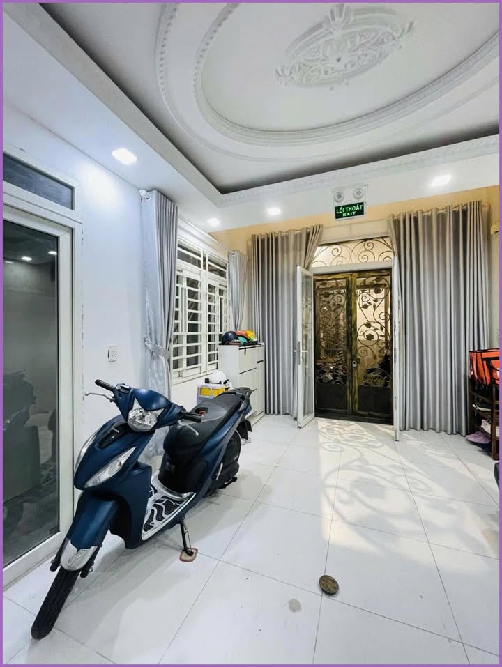 Nhà Cho Thuê Hẻm Thông Nguyễn Công Hoan, 40m² giá 24 triệu - Không gian sống lý tưởng!