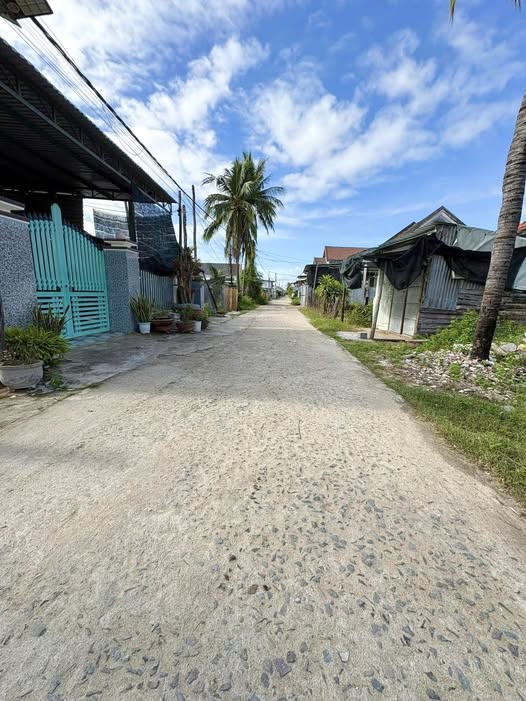 Đất thổ cư Vạn Hưng 193m² giá 1.2 tỷ - Cơ hội đầu tư tuyệt vời gần biển!