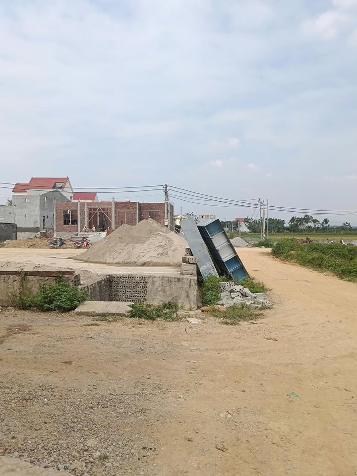 Đất nền Định Hòa, Đông Sơn 500m² giá 2 tỷ - Đầu tư sinh lời ngay!