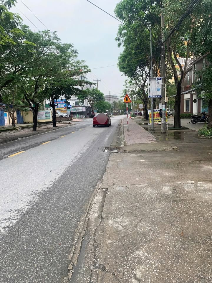 Đất kinh doanh mặt đường Hồ Tông Thốc 2898m² giá chỉ 2x tỷ - Cơ hội đầu tư tuyệt vời!