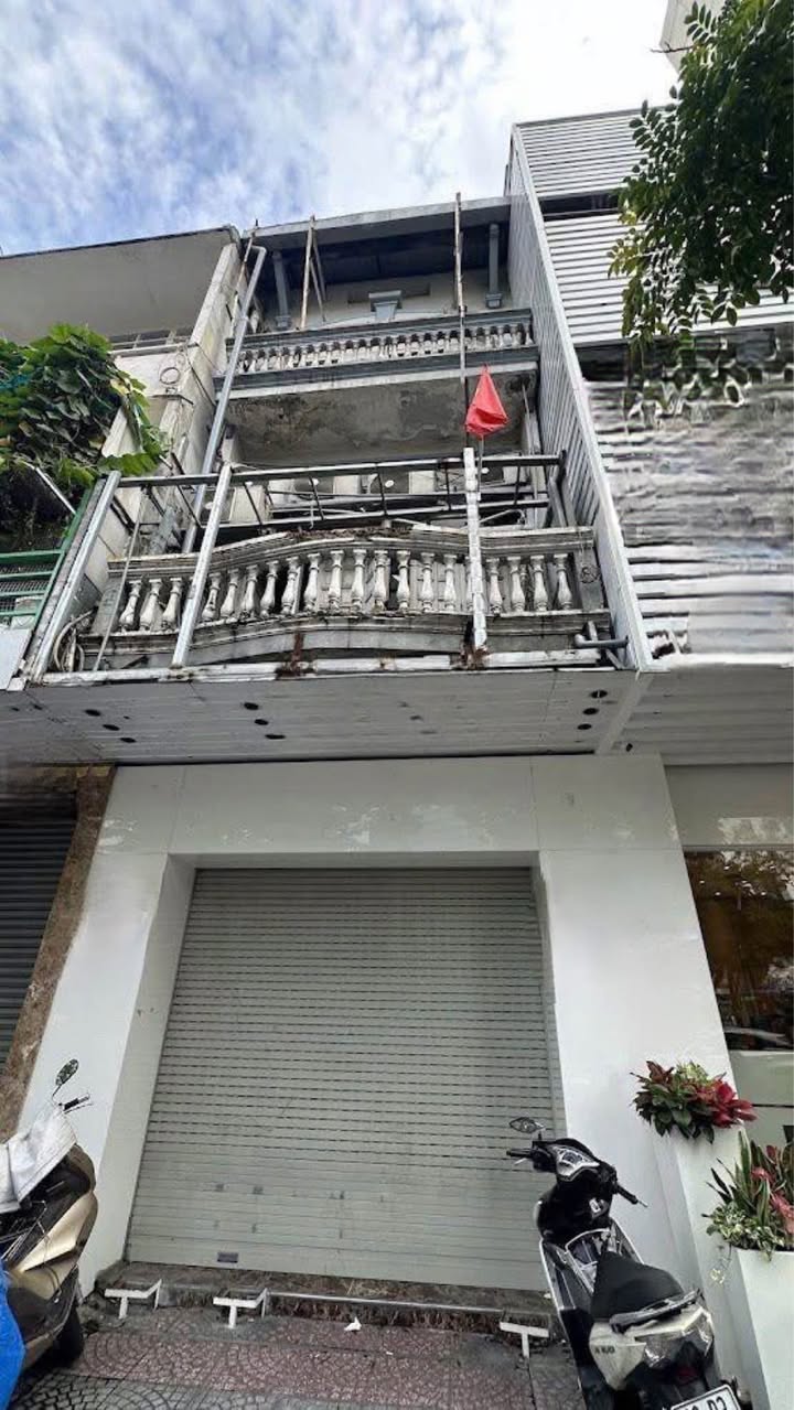 Nhà mặt tiền đường Hàm Nghi, Quận 1, 68m² - Cho thuê kinh doanh tự do!