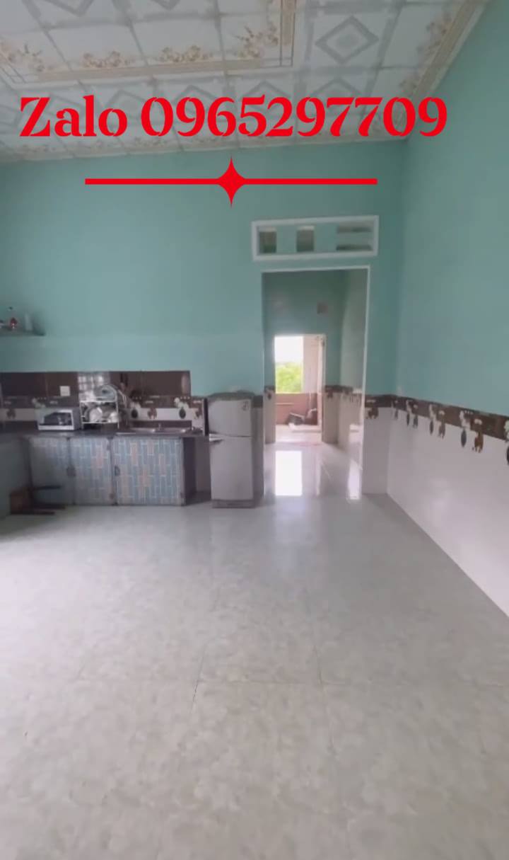 Nhà cấp 4 Tân Hòa, Cát Tân 330m² giá 900 triệu - Sẵn sàng vào ở!