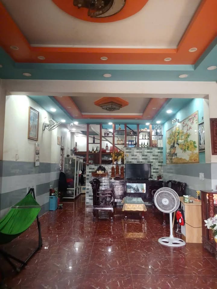 Nhà phố Vĩnh Lộc, Bình Chánh 93m² giá 3 tỷ - Gần mặt tiền, kinh doanh tốt!