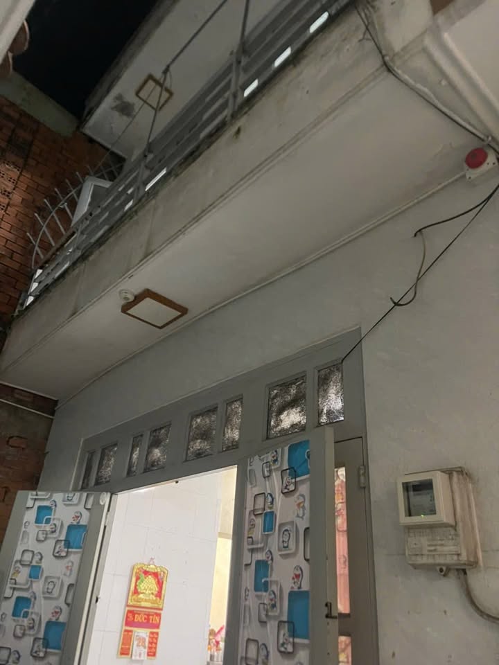 Nhà cho thuê Tân Thới Hiệp 27m² giá chỉ 4.5 triệu - Không gian sạch sẽ, thoáng mát!