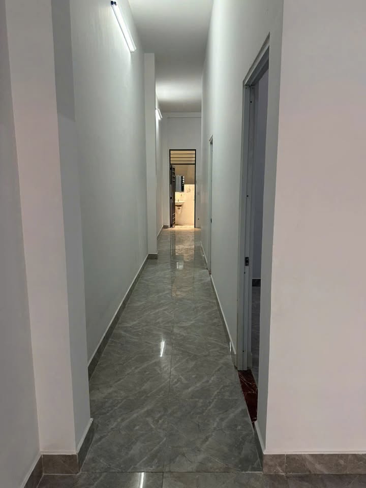 Nhà mặt tiền Hiệp Thành, Q12 110m² giá 9 triệu - Sẵn sàng cho thuê!