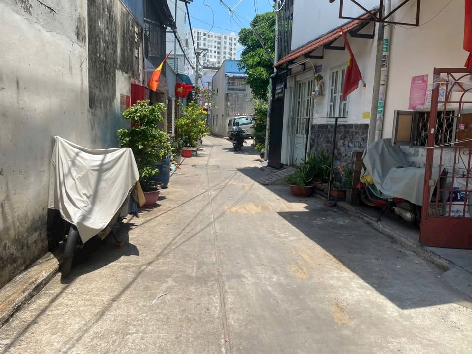 Đất hẻm 309, đường Thạch Lam, Phú Thạnh, Tân Phú - 46m² giá chỉ 3.9 tỷ - Sổ hồng 2025!