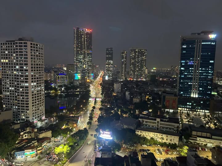 Căn hộ duplex 97 Láng Hạ 347m² giá 3X tỷ - Thiết kế hiện đại, phong thủy tốt!