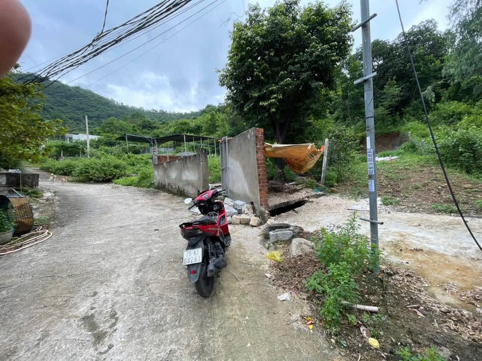 Đất nền Bắc Nha Trang 98.6m² giá chỉ 1.45 tỷ - Vị trí đắc địa gần biển!