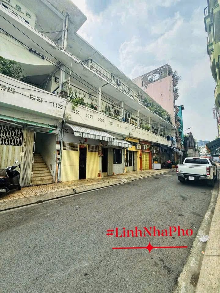 Căn hộ Xóm Chỉ Quận 5 84m² giá 2.799 tỷ - Đầu tư sinh lời cao!