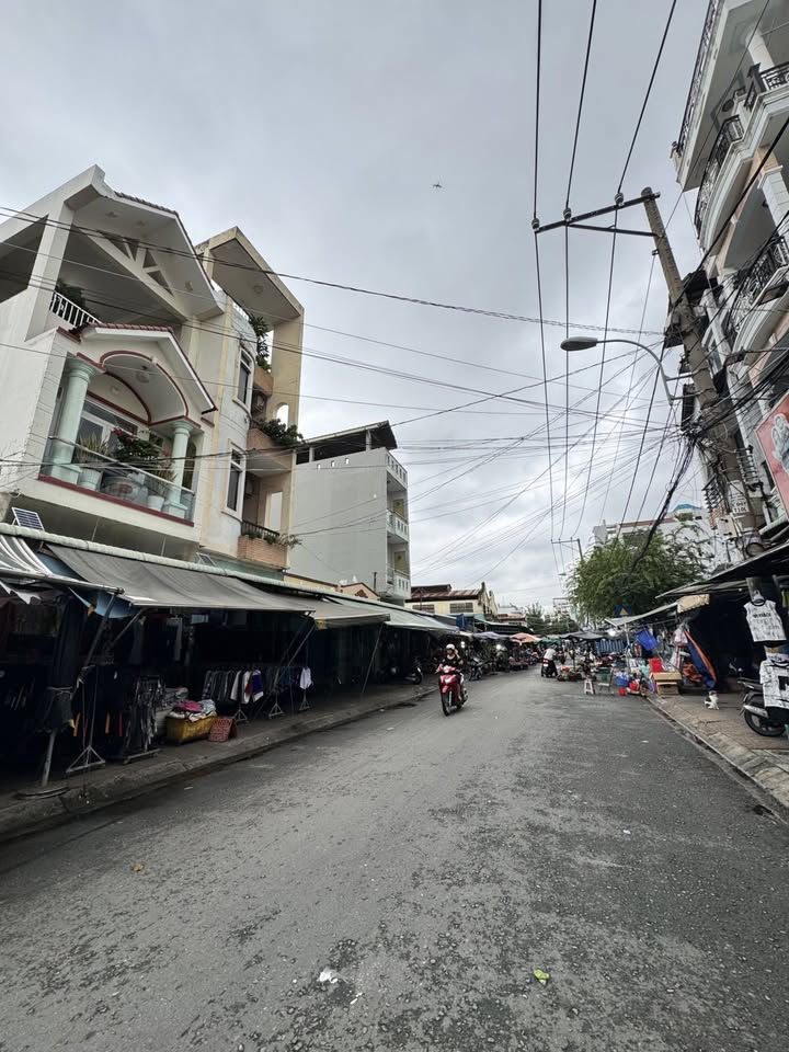 Nhà mặt tiền Đường số 6, Thủ Đức 86m² giá 14 tỷ - Cơ hội đầu tư hiếm có!