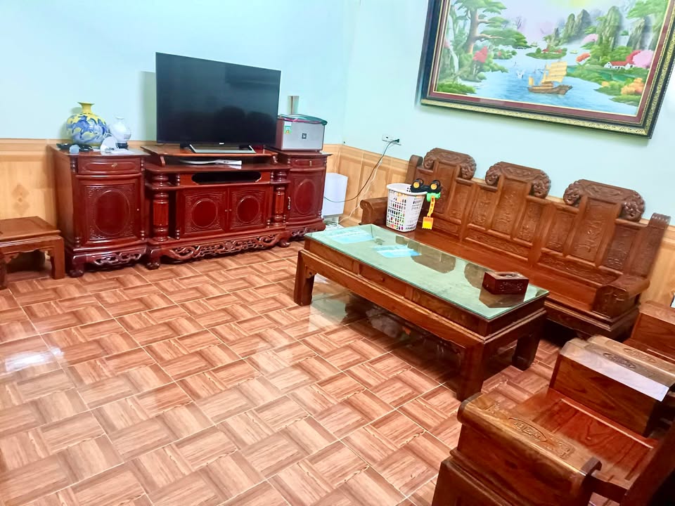 Nhà 2 tầng phường Trung Sơn, Tam Điệp 75m² giá 2.1 tỷ - Hướng Đông, chính chủ bán gấp!