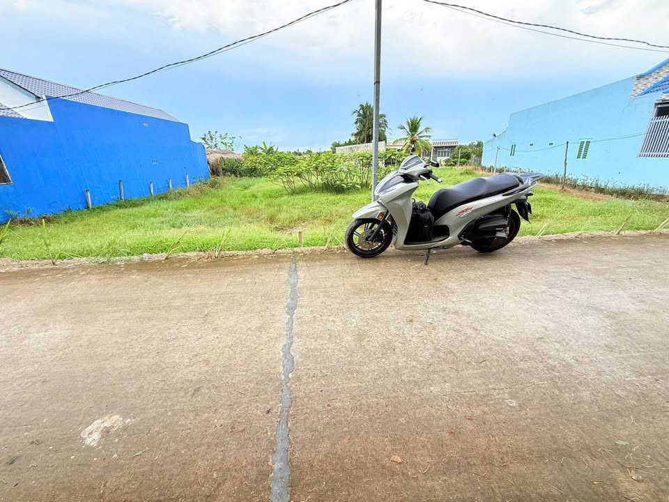 Đất thổ cư 150m² tại Tân Bửu, Bến Lức - Giá chỉ 1.05 tỷ, mặt tiền kênh thoáng mát!