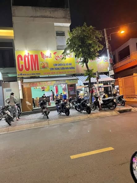 FrontHouse kinh doanh Phú Hòa 150m² giá 9 tỷ - Vị trí siêu đẹp, thu nhập ổn định!