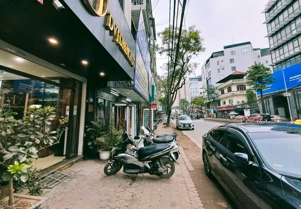 FrontHouse Lạc Long Quân 30m² giá thỏa thuận - Cơ hội đầu tư sinh lời ngay!