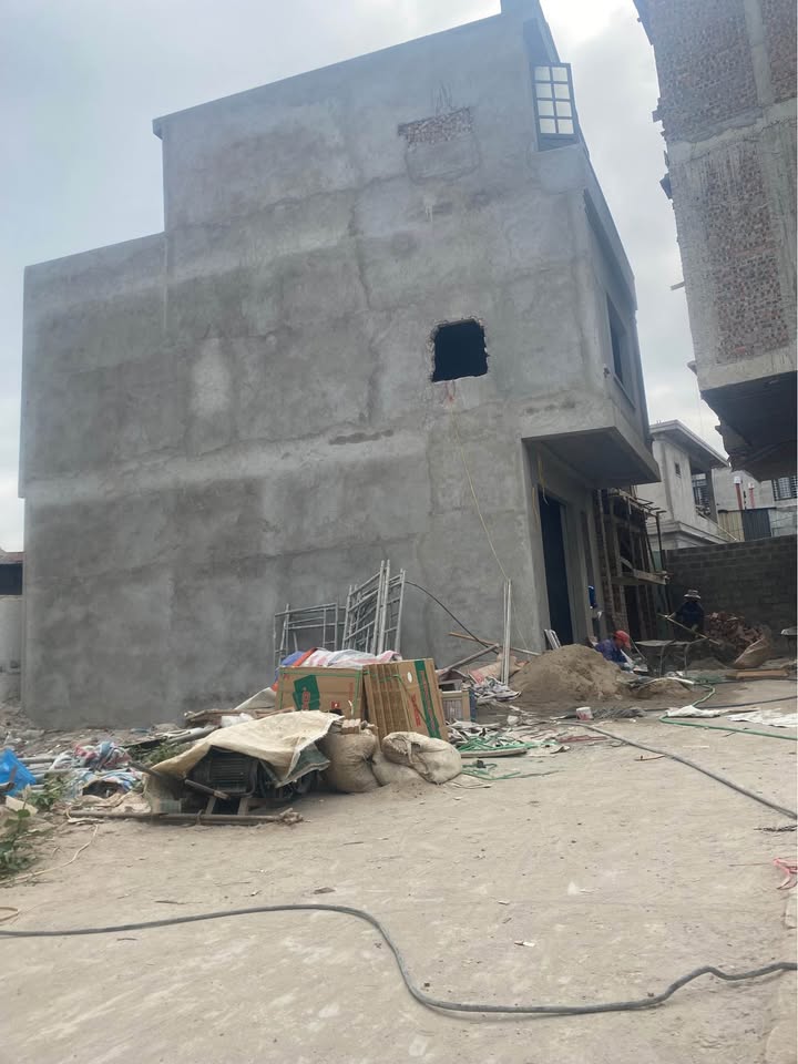 Nhà 2,5 tầng độc lập Trần Tất Văn, Phù Liễn 41m² giá 1.8 tỷ - Sổ đỏ chính chủ!