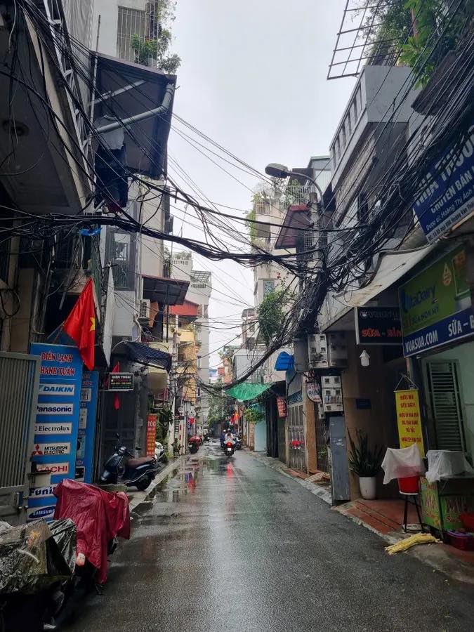 Nhà mặt phố Hoàng Văn Thái 69m² giá thỏa thuận - Kinh doanh sầm uất, sổ đỏ nở hậu!