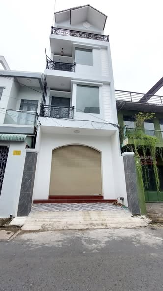 Cho thuê nhà mặt tiền Trần Bình Trọng, quận Ninh Kiều, Cần Thơ - Giá 25 triệu/tháng, diện tích 100m²