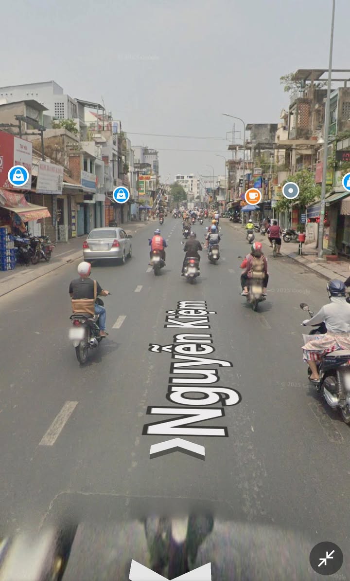 Nhà 2 mặt tiền đường Nguyễn Kiệm, Phú Nhuận 98.4m² giá 18 tỷ - Vị trí đắc địa cho kinh doanh!