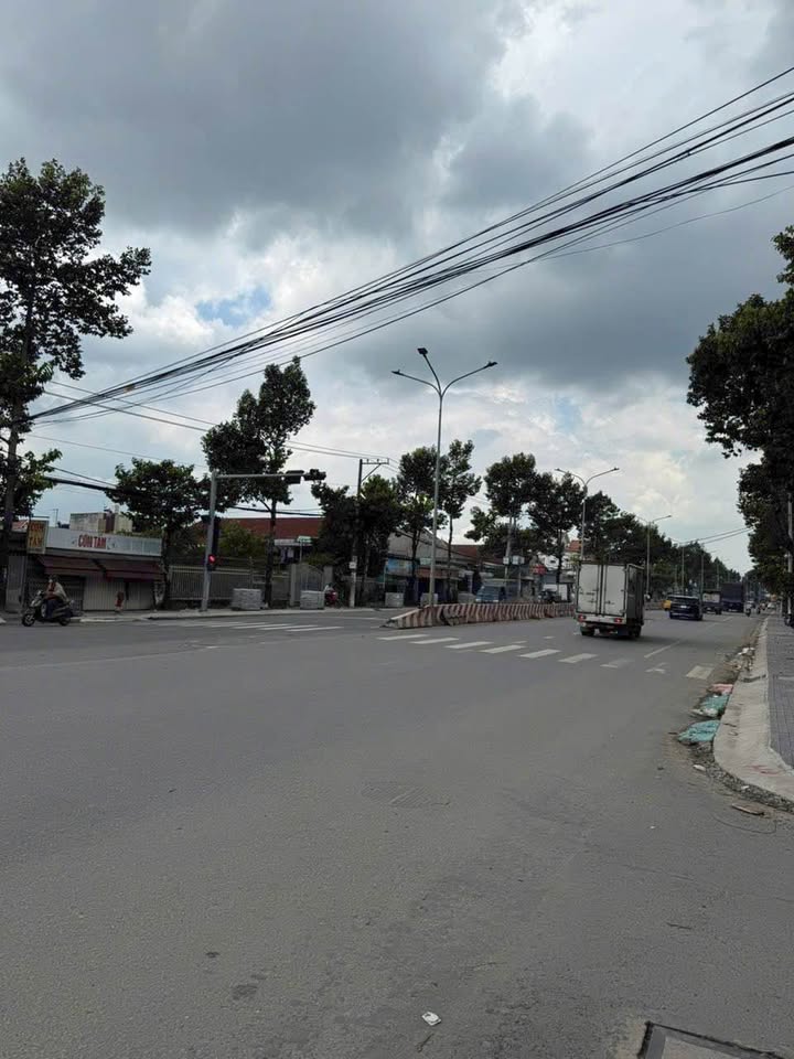 Đất mặt tiền Nguyễn Thị Minh Khai, Phú Hoà, 98m² - Mặt tiền kinh doanh đắc địa!