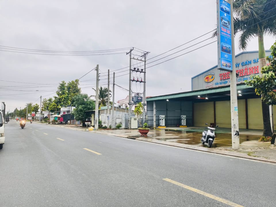 Cho thuê nhà kho 1500m² mặt tiền đường Lâm Quang Ky - Giá 50 triệu/tháng