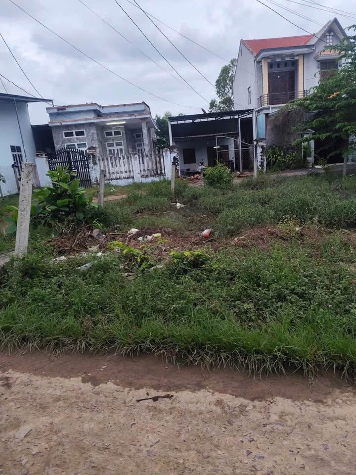 Đất nền Cát Trinh 100m² giá 500 triệu - Lô góc 3 mặt tiền kinh doanh thuận lợi!