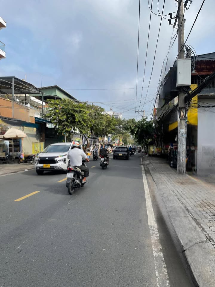 Nhà mặt tiền cho thuê phường Tân Quy, Quận 7, 159m² - Kinh doanh sầm uất!