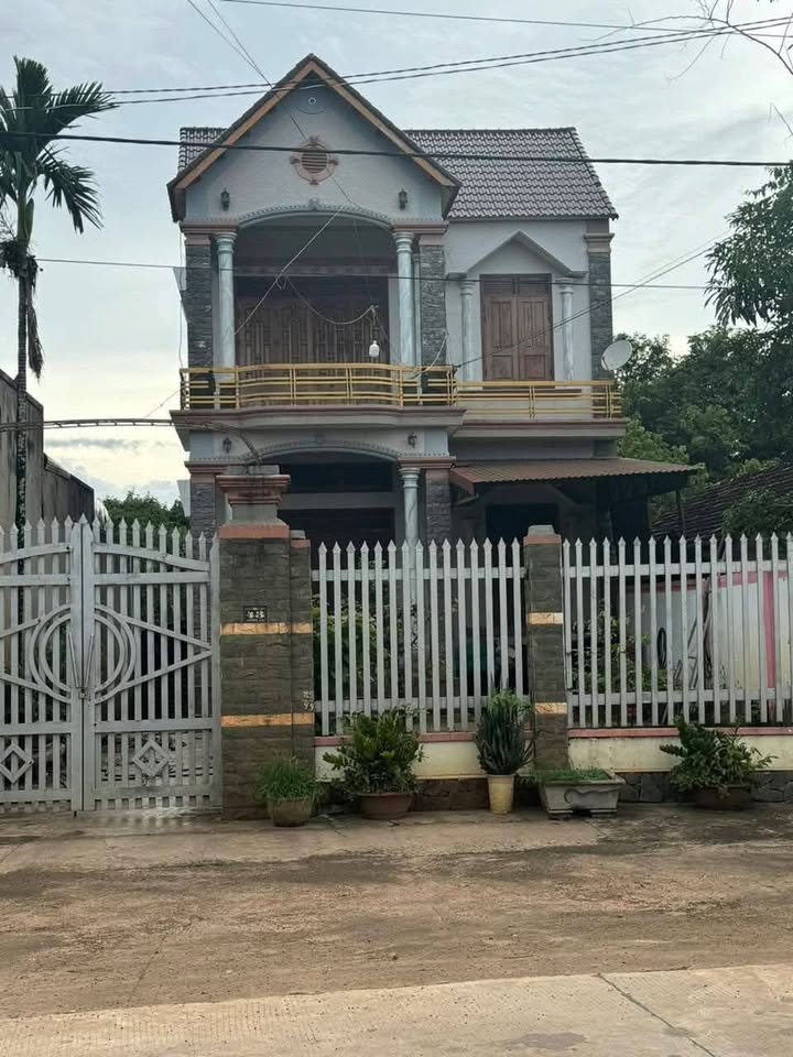 Nhà mặt tiền tỉnh lộ 1 xã Ea Súp 1400m² giá 2,59 tỷ - Cơ hội đầu tư tuyệt vời!