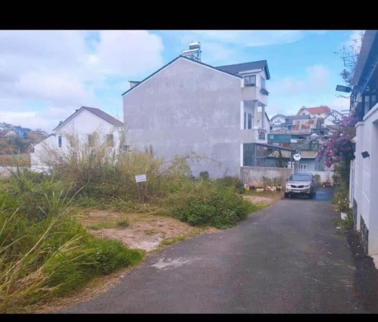 Nhà riêng Đà Lạt 110m² giá 5 tỷ - Khu dân cư an ninh, tiện ích hoàn hảo!