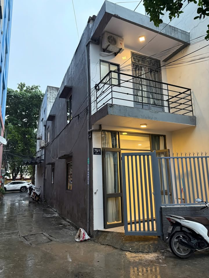 Nhà nguyên căn cho thuê 75/1 Tiểu La, Hải Châu, Đà Nẵng 80m² - Full nội thất, chỉ việc vào ở!