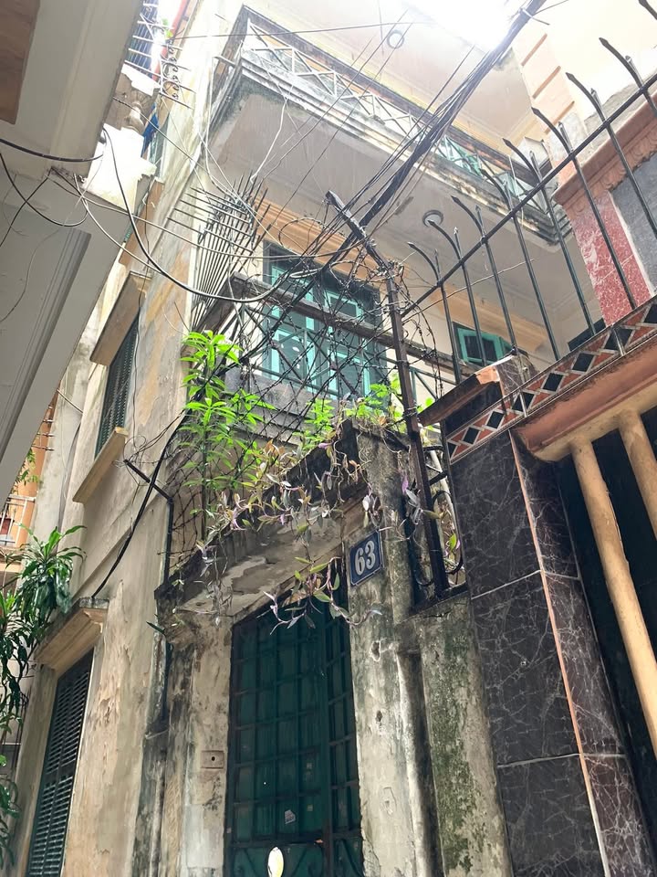 Bán đất tặng nhà 3 tầng Đống Đa 76m² giá 17 tỷ - Tiềm năng đầu tư tuyệt vời!