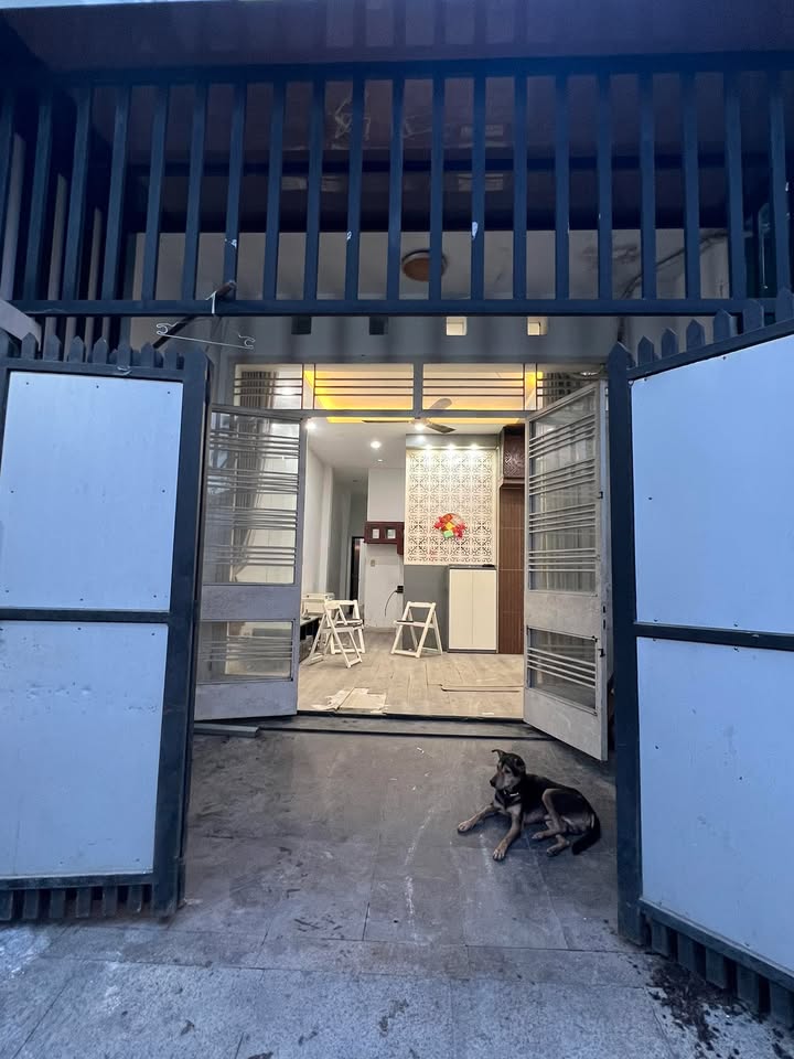 Nhà cho thuê đường Bùi Công Trừng, phường Thạnh Xuân, quận 12, 80m² - Giá chỉ 5 triệu/tháng!