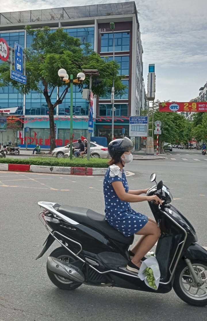 Nhà phố liền kề Ngân Hà Galaxy 91m² giá 35 tỷ - Thiết kế hiện đại, sẵn sàng ở ngay!