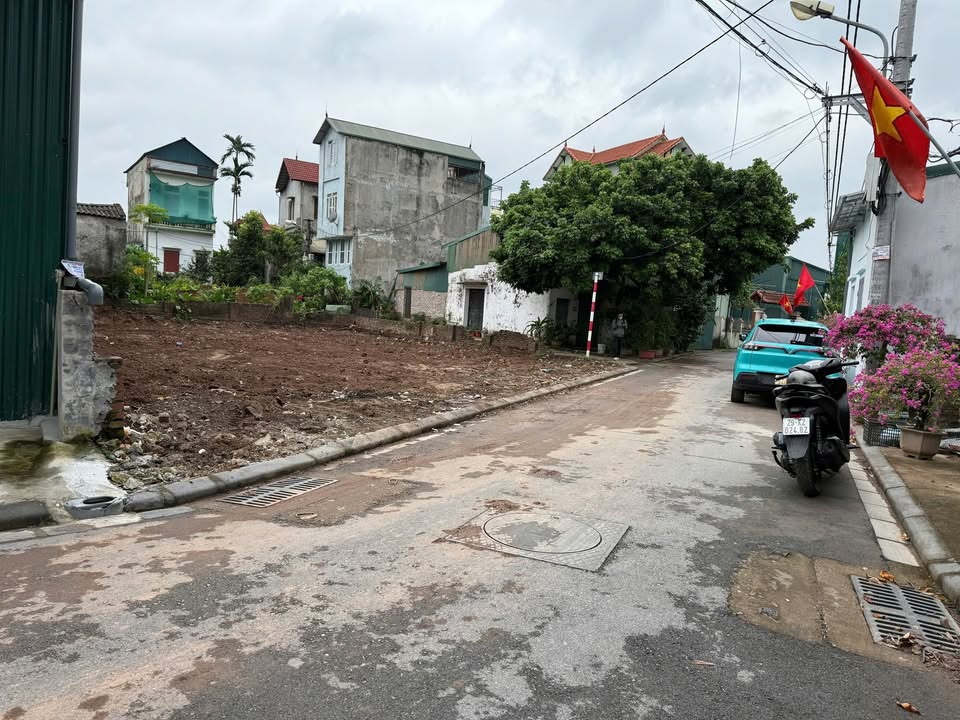 Đất nền 58m² tổ 4 phường Cự Khối, quận Long Biên - Giá chỉ 4 tỷ, ô tô vào tận nơi!